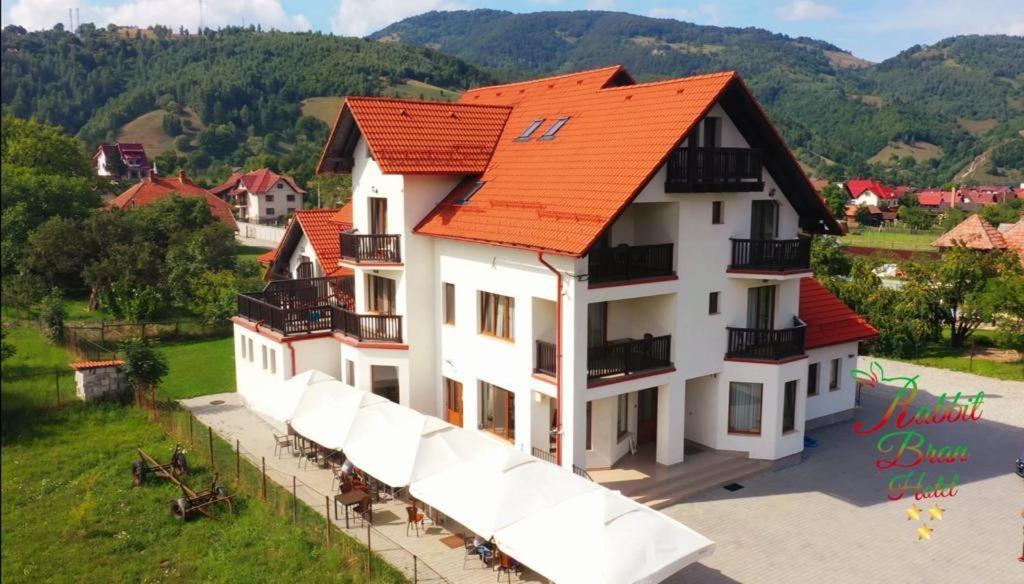 Hotel Rabbit Bran Моечу де Жос Екстериор снимка