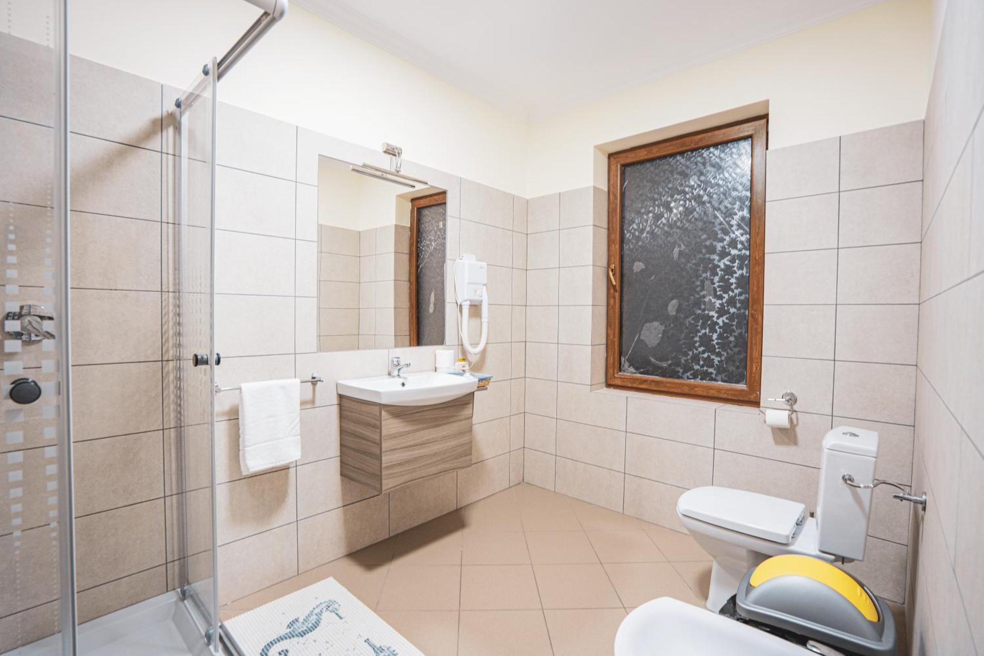 Hotel Rabbit Bran Моечу де Жос Екстериор снимка