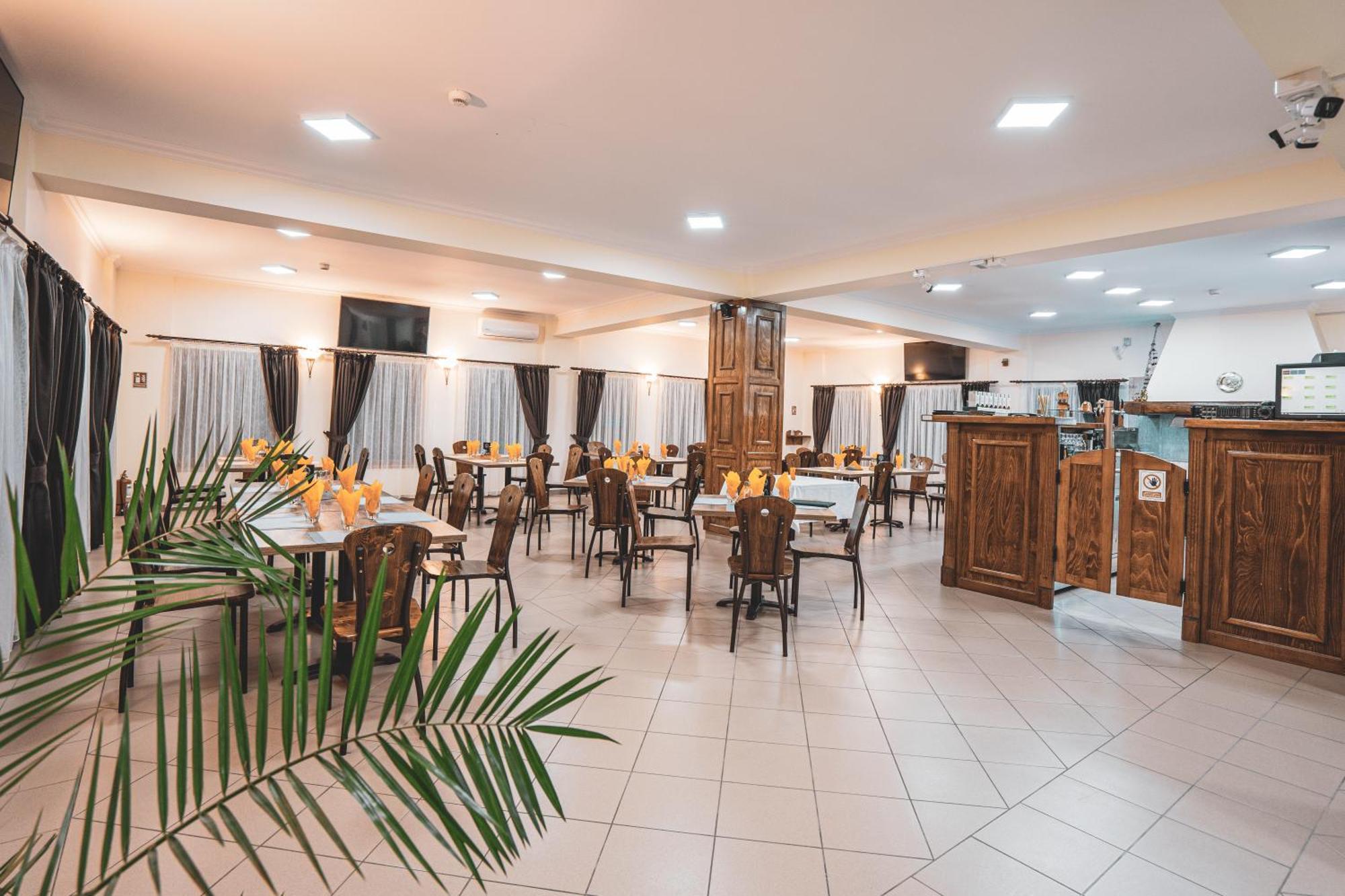 Hotel Rabbit Bran Моечу де Жос Екстериор снимка