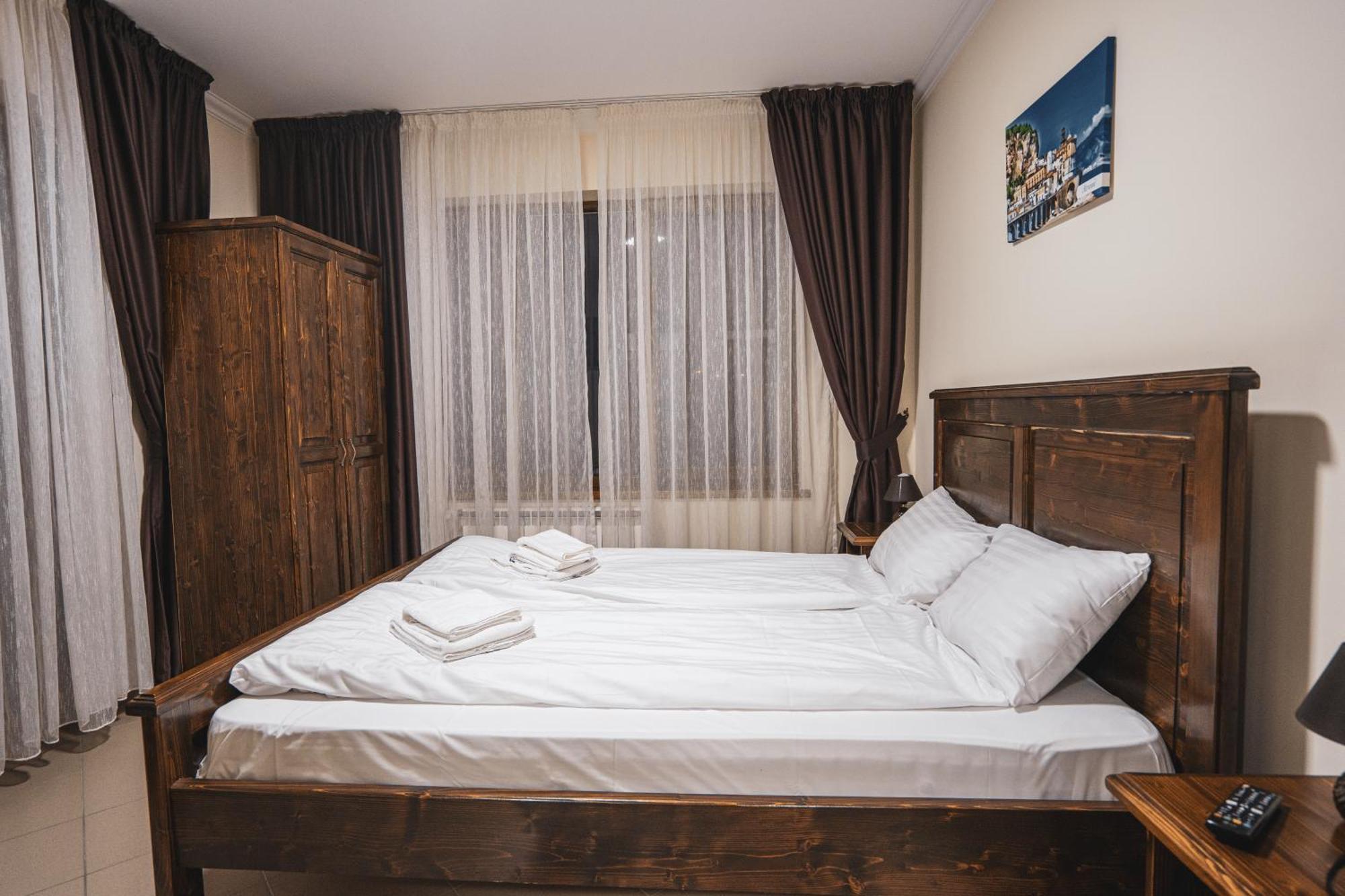 Hotel Rabbit Bran Моечу де Жос Екстериор снимка